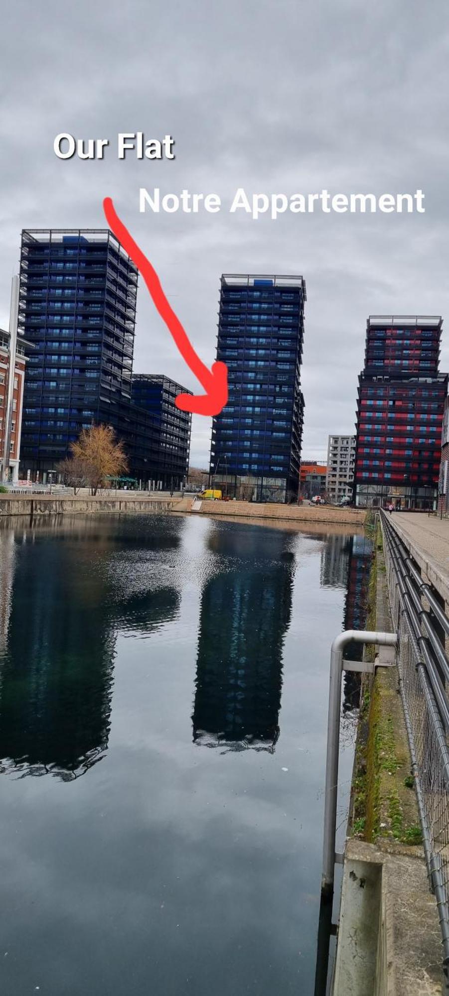 Bel Appartement Contemporain Avec Terrasse Climatisation Et Parking Payant En Option Strasbourg Kültér fotó